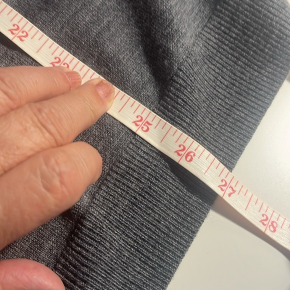 Gap Extra Fine merino Wool Sweater-Gray V-Neck men’s L - Picture 9 of 10
